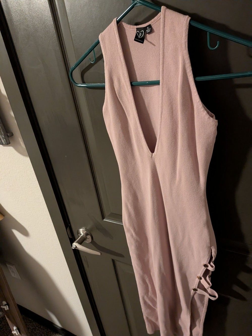 Windsor Light Pink Sleeveless Midi Dress with Side Buckles